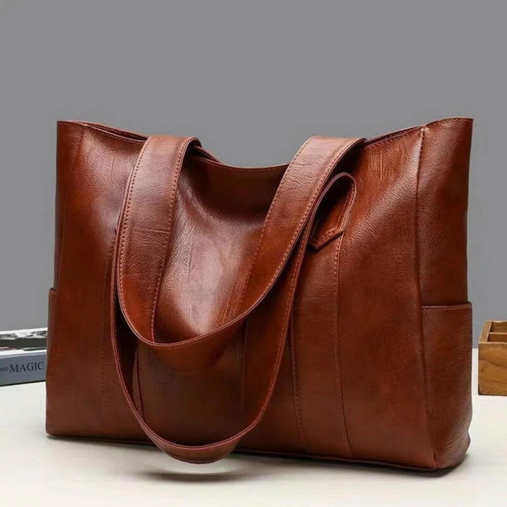 Ciara | Vintage Leather Shoulder Bag - Timeless Elegance & Spacious Design