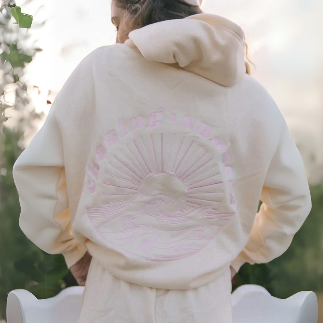 Abigail | Embroidered Hoodie – Tropical Vibes with a Stylish Touch